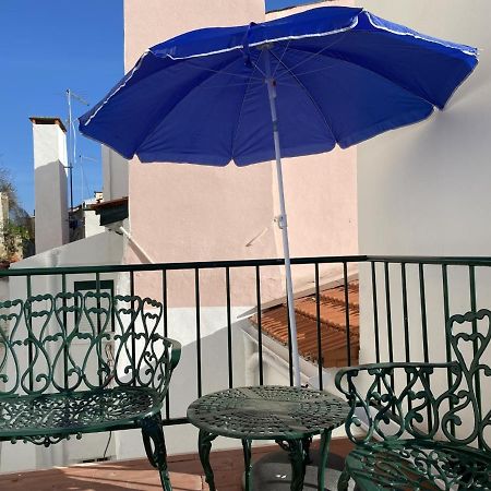 Moderno Apartamento Em Bairro Tipico Lisboeta Lisboa Kültér fotó
