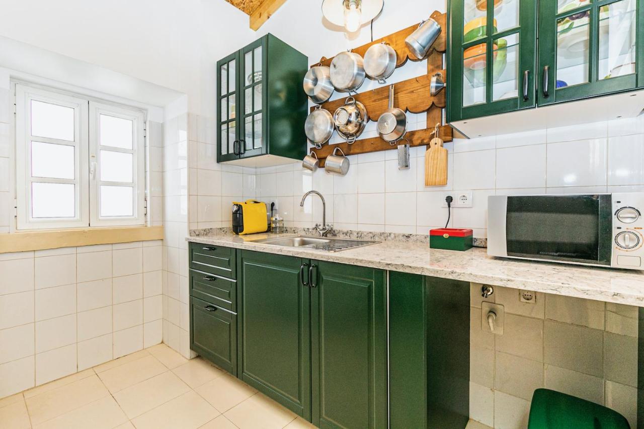 Moderno Apartamento Em Bairro Tipico Lisboeta Lisboa Kültér fotó