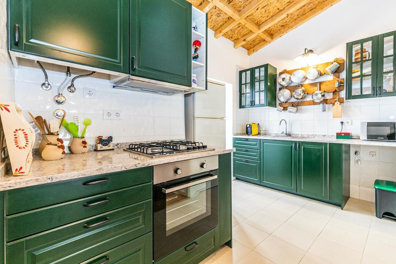 Moderno Apartamento Em Bairro Tipico Lisboeta Lisboa Kültér fotó