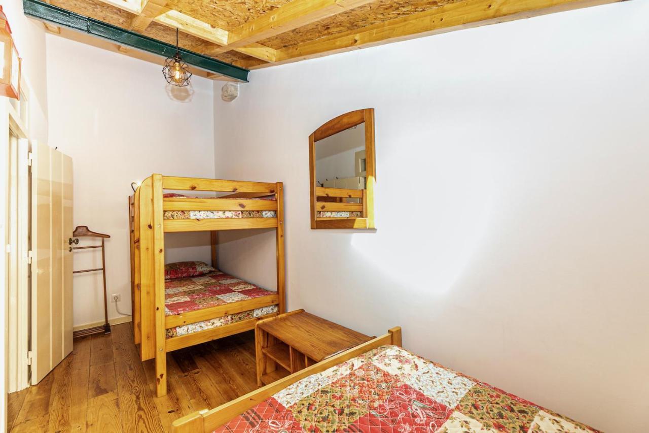 Moderno Apartamento Em Bairro Tipico Lisboeta Lisboa Kültér fotó