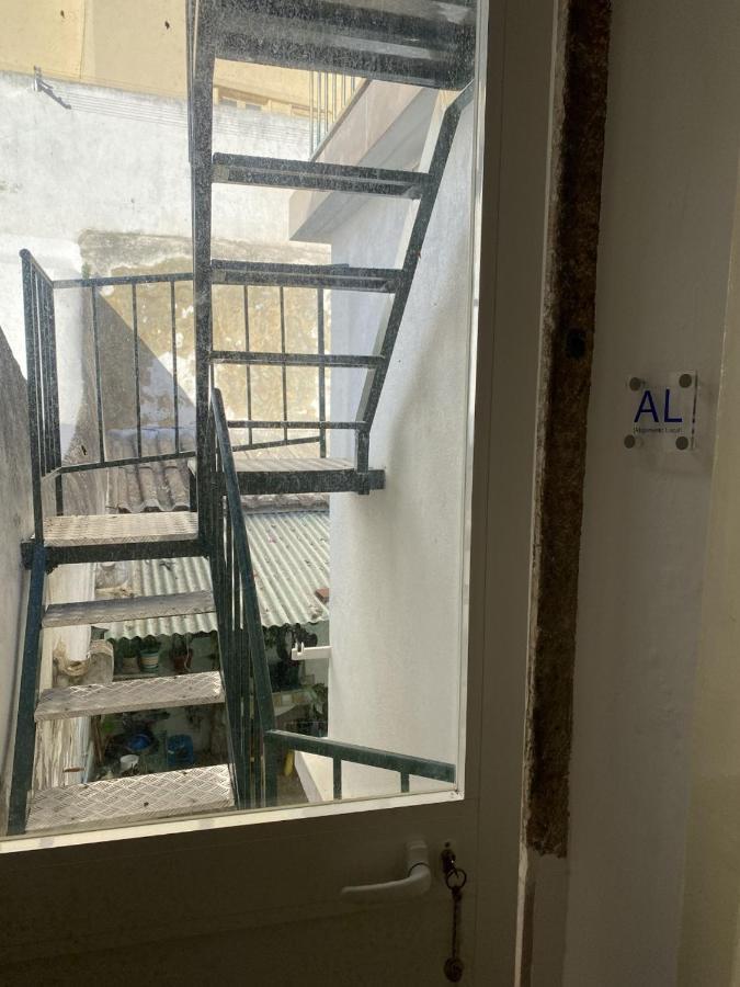 Moderno Apartamento Em Bairro Tipico Lisboeta Lisboa Kültér fotó